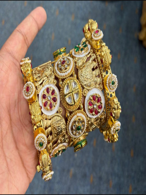 Royal Heritage Kundan Cuff