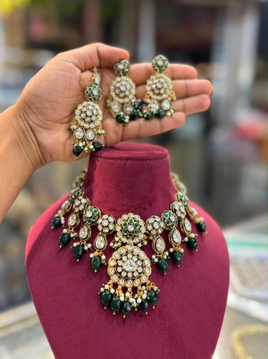 Emerald Glow Semi Moissanite Necklace Set